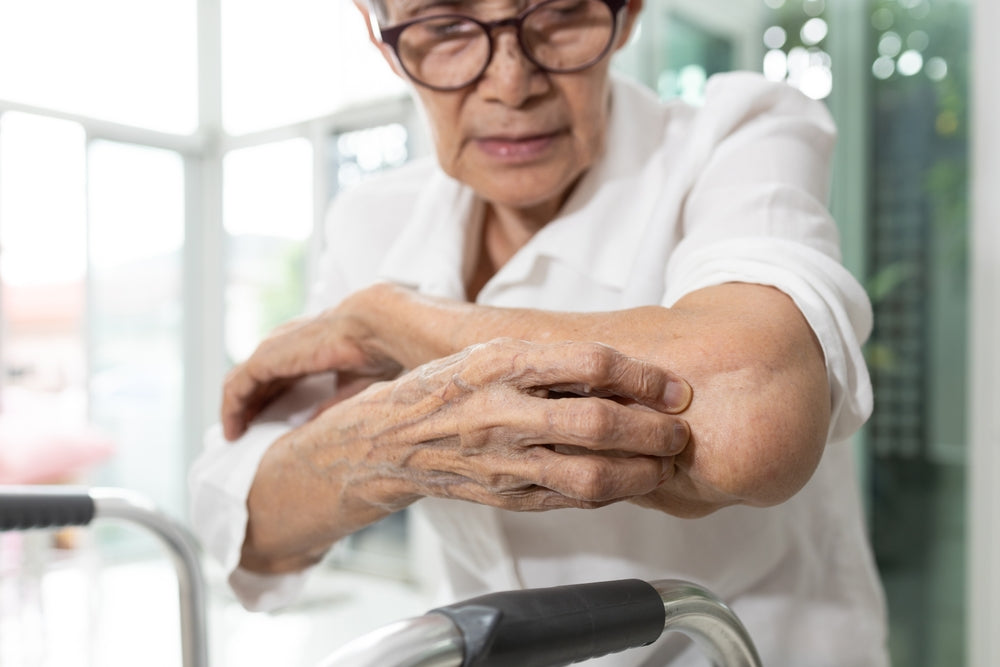Elderly Skincare Problems & Prevention Tips