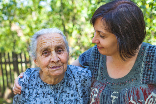 Caring for Aging Parents: Balancing Responsibilities and Personal Life